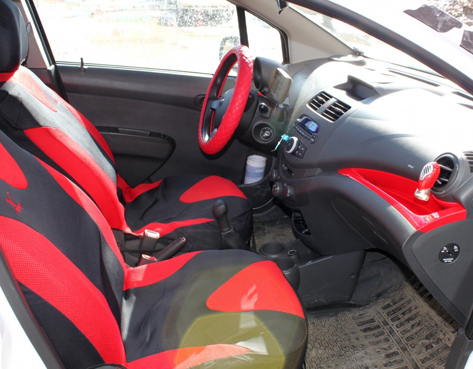Spark чехлы. Чехлы Spark m200. Chevrolet Spark m300 чехлы. Чехлы на Шевроле Спарк м300. Авточехлы Шевроле Спарк 2021.
