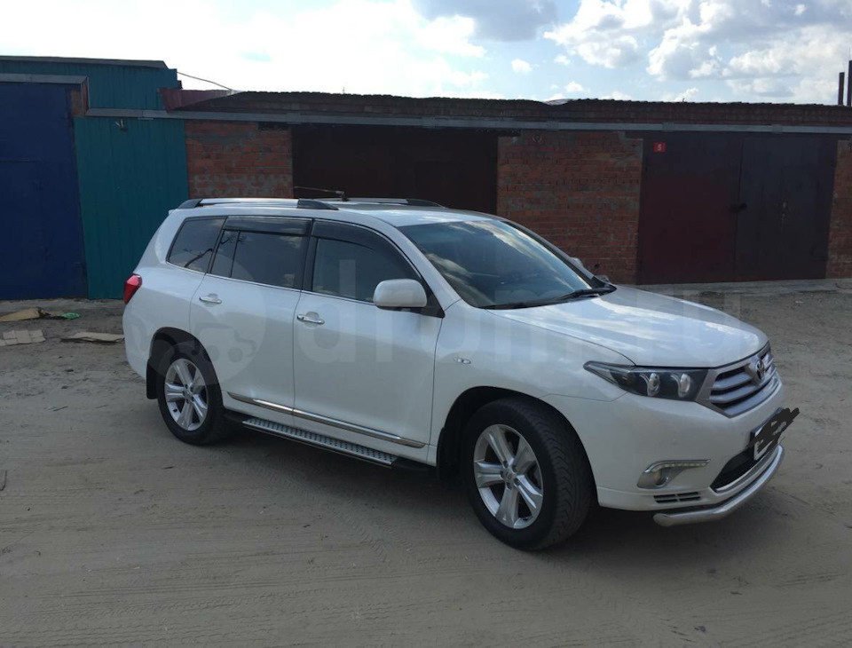 Toyota Highlander 2012 Р±РµР»С‹Р№