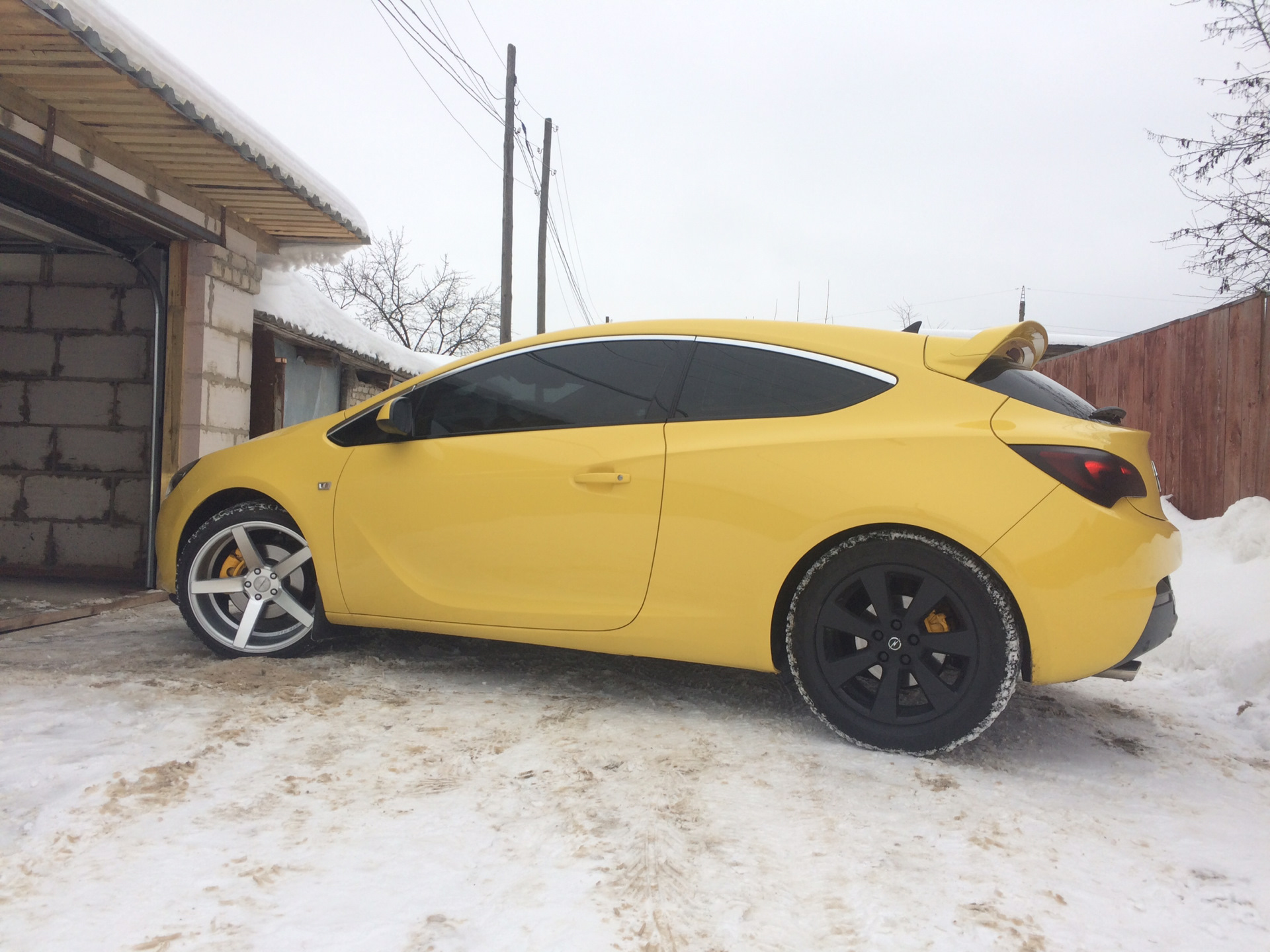 Opel astra gtc r19. Опель астра gtc диски r20. Astra j gtc диски. Opel astra j gtc 21 диски. Astra j gtc диски.