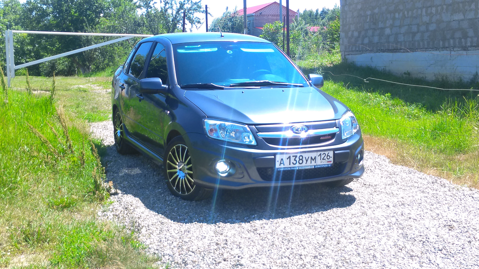 Lada Granta Sport 1.6 бензиновый 2015 | спортсменочка на DRIVE2