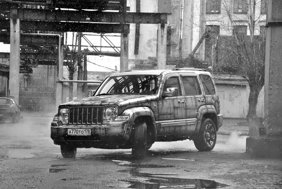 Фото в бортжурнале Jeep Cherokee (KK)
