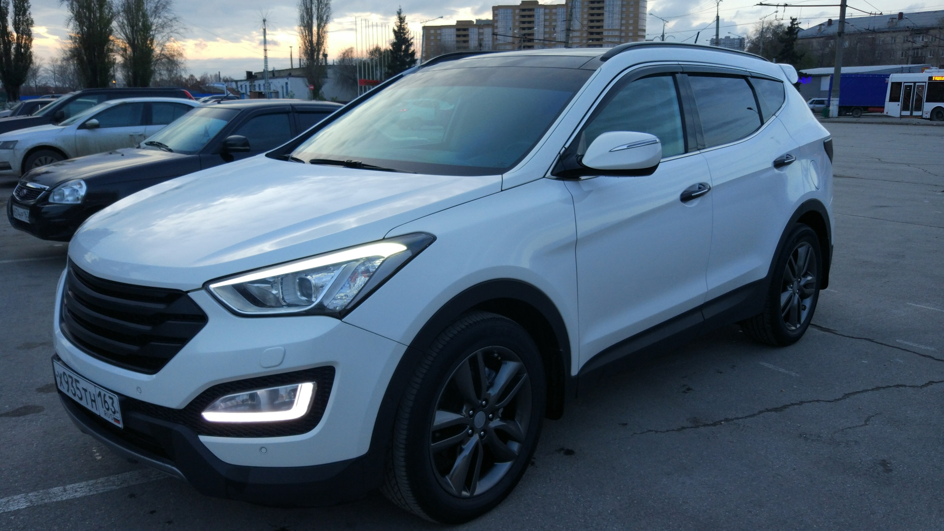 Купить б у санта фе. Хендай Санта Фе III. Санта Фе 3 серебристый. Hyundai Santa Fe (3g) Matt. Hyundai Santa Fe (3g) Matt Grey.