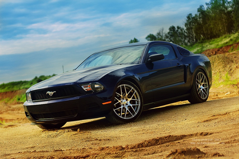 Ford Mustang gt 2011