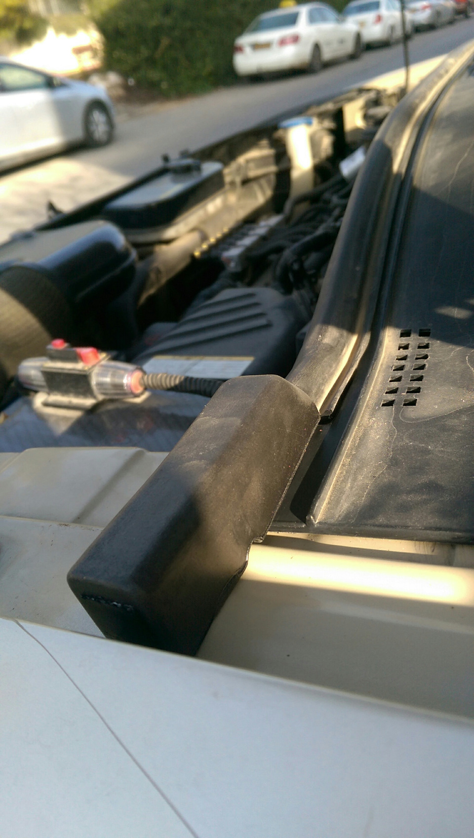 вид левого бампера — KIA Sportage (2G)