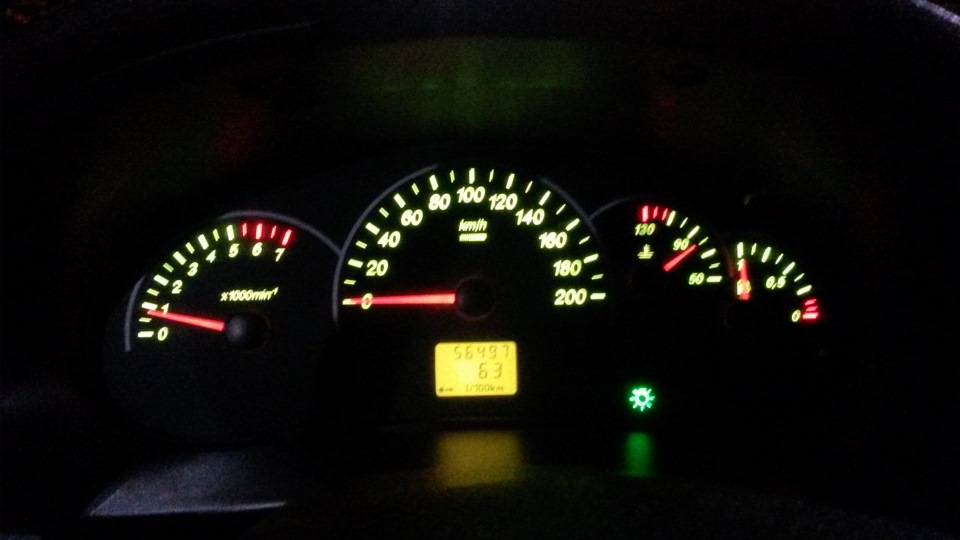 Заправка, как важная часть обслуживания авто — Lada Приора седан, 1,6 л ...