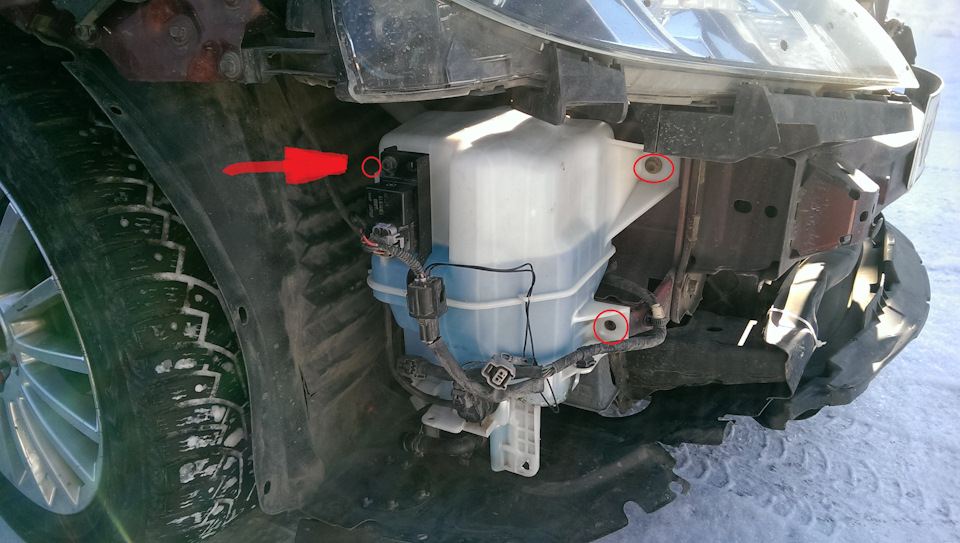 Ремонт насоса-моторчика омывателя фар. — Mazda 6, л., года на DRIVE2 Чикагском автосалоне года