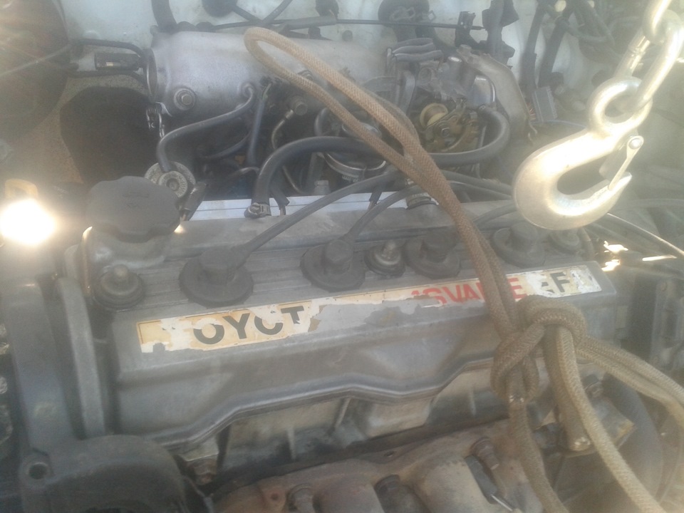 Ничего не смущает? — Toyota Sprinter (90)