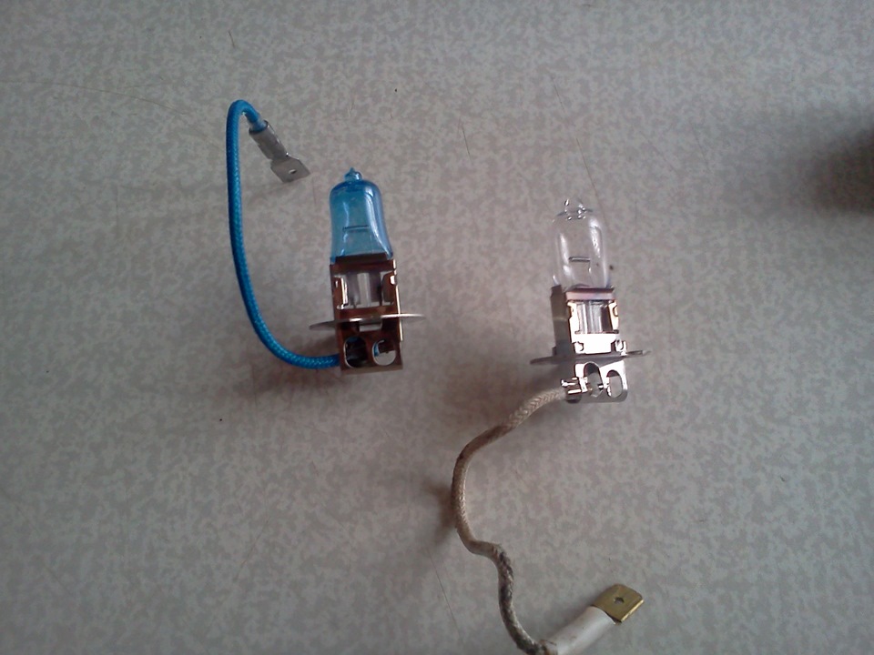 Замена лампочек в противотуманках — Mazda 626 V (GF), 2 л, 2000 года ...