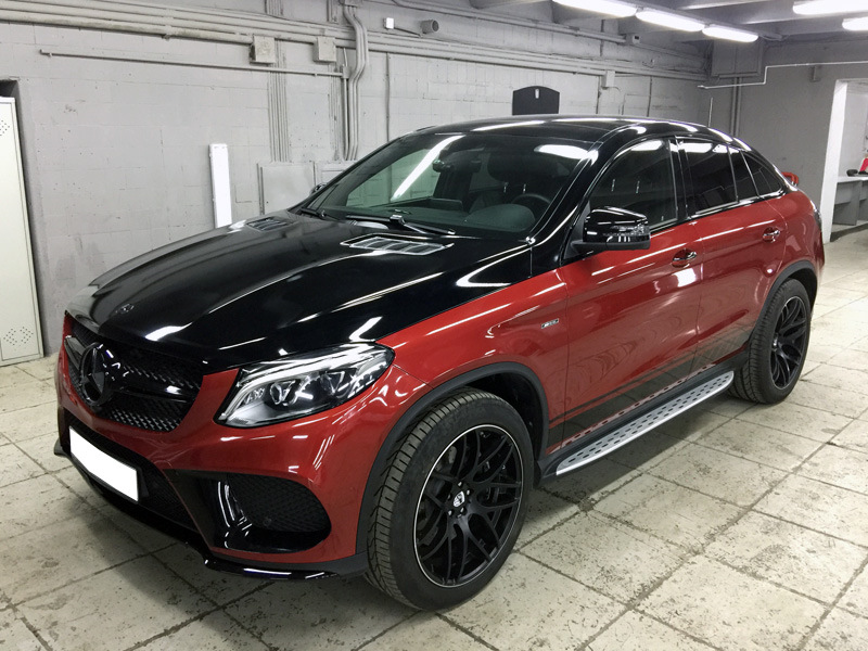 Бронирование автомобиля пленкой by tuning москва. Мерседес Бенц GLE Х 167 антихром. Мерседес GLE купе антихром. GLE w166 оклейка кузова. GLE Coupe w167 пленка.