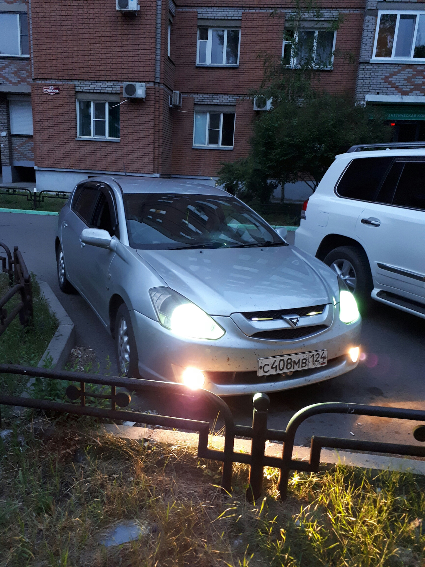 Маленький юбилей — Toyota Caldina (241), 2 л, 2002 года | просто так ...