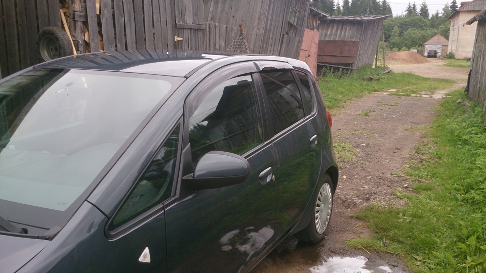 Mitsubishi colt ветровики
