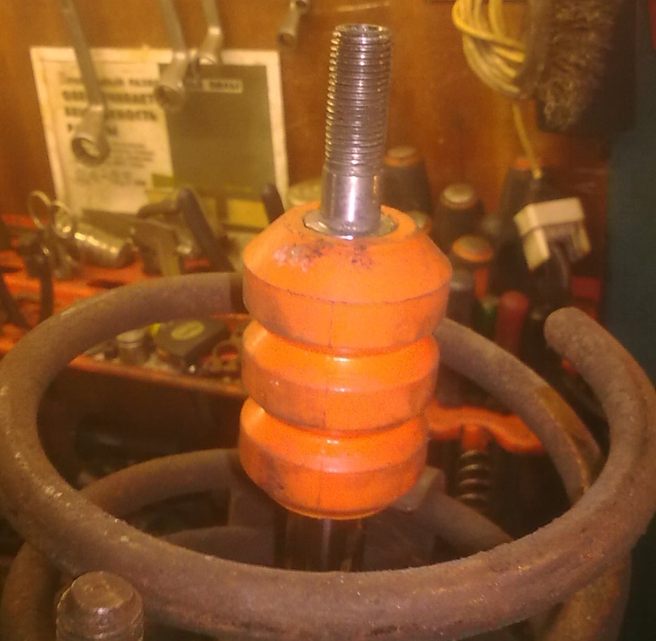 Стуки спереди при езде по неровностям — diagnosis ex juvantibus ...