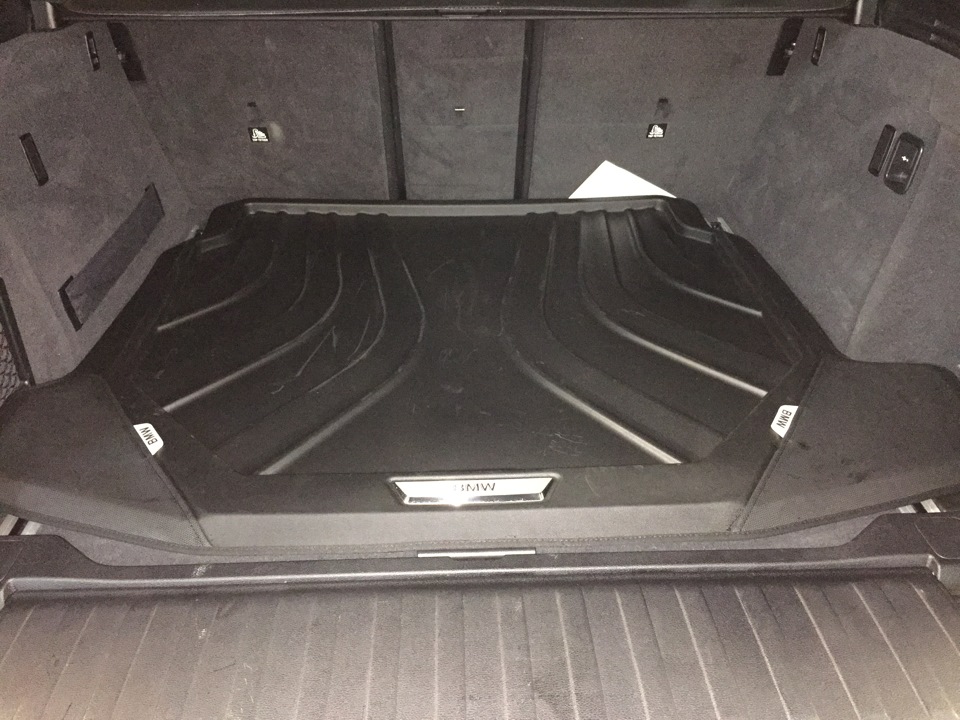 Коврик в багажник — BMW X5 (F15), 3 л, 2013 года | аксессуары | DRIVE2