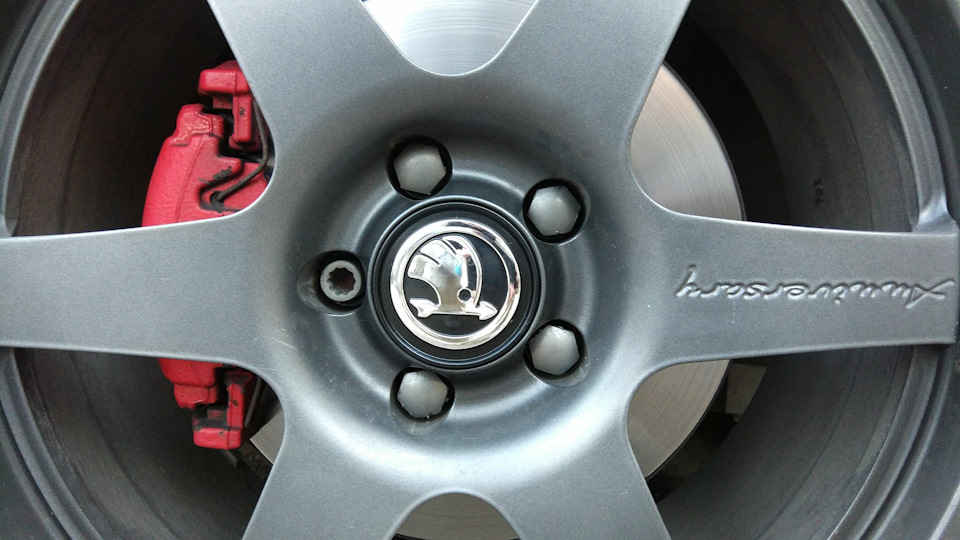 23. Колпачки на диски и помыслы о уихлапе — Skoda Octavia RS A5 Mk2, 2 ...