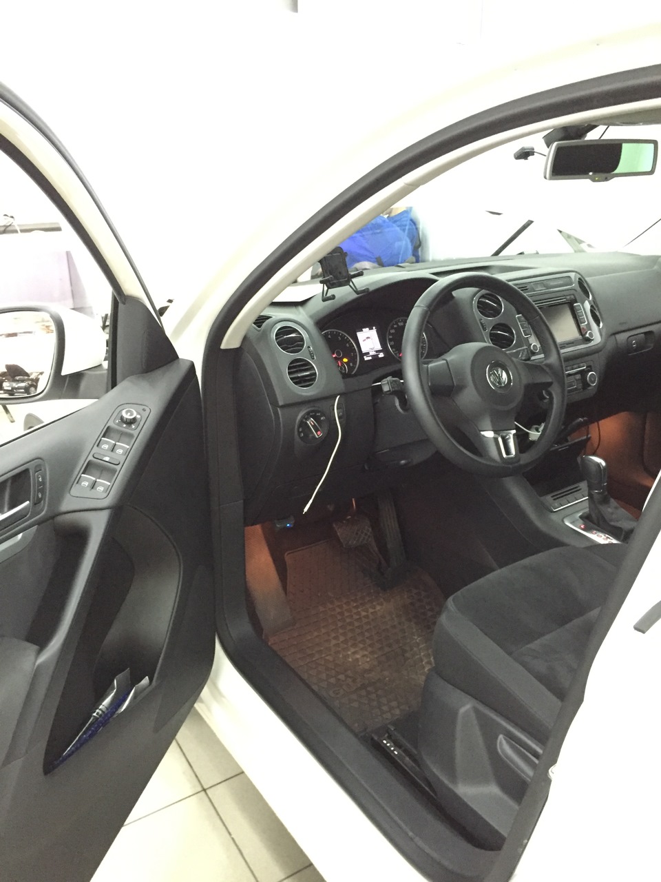 Фото в бортжурнале Volkswagen Tiguan (1G)