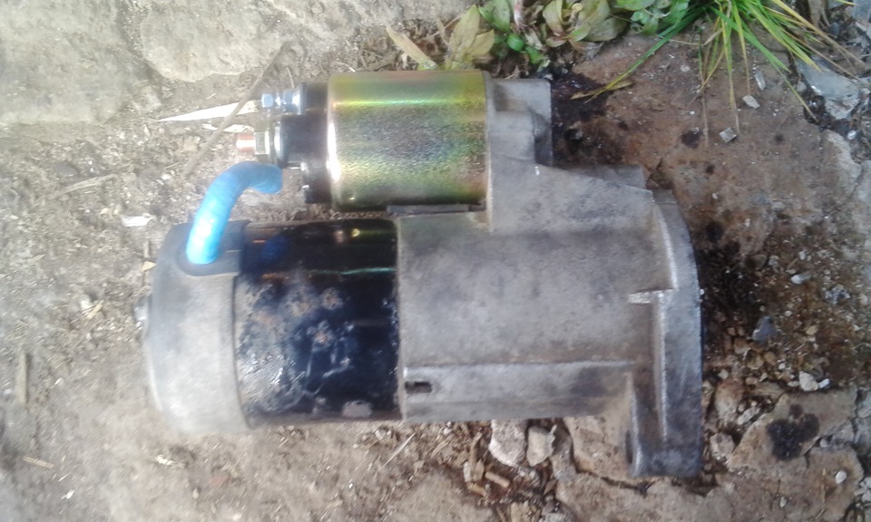 Стартер и втягивающие масса и акб… — Nissan Terrano II, 2,4 л, 1997 ...