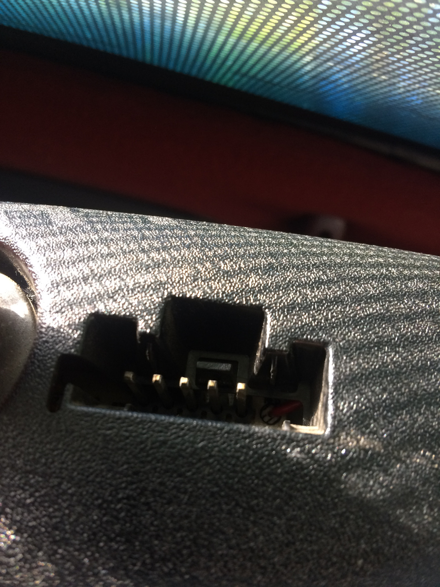 Подключение зеркала с автозатемнением и установка резистора печки ...