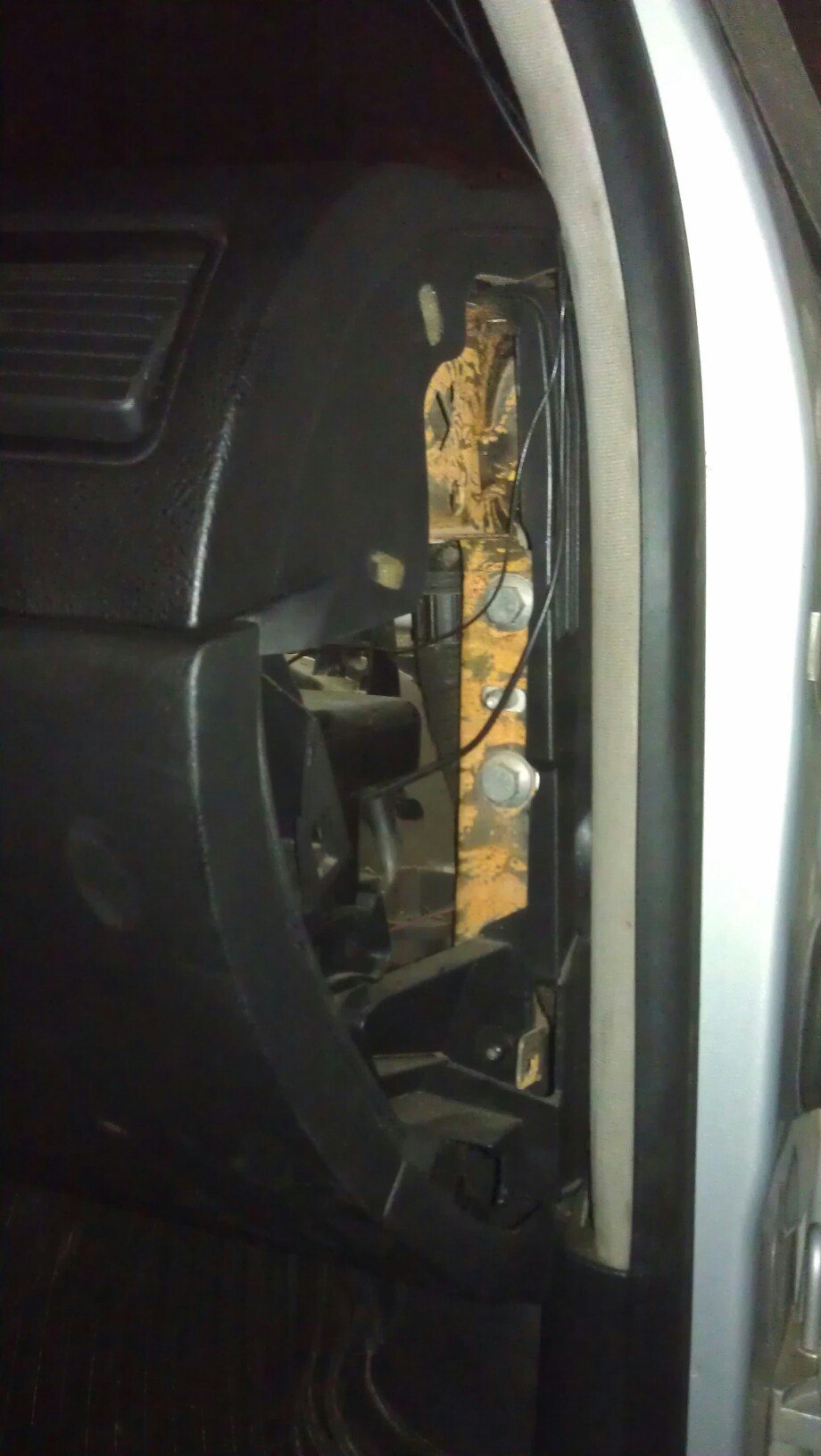 Скрип торпеды! — Volkswagen Golf Mk4, 1,6 л, 1999 года | стайлинг | DRIVE2