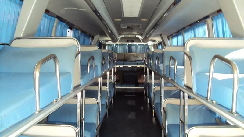 Автобус с лежачими местами фото