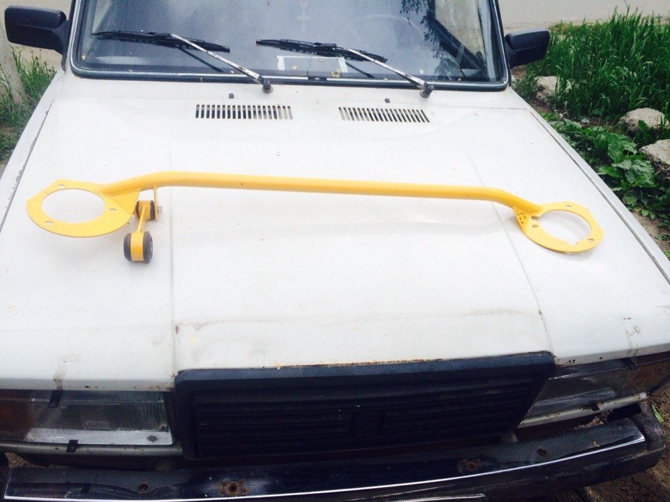Распорка с поддержкой двигателя. — Lada 21093, 1,6 л, 2001 года ...