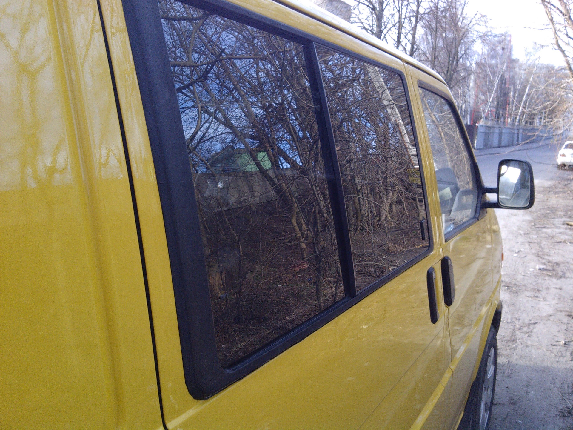 Volkswagen Transporter t4 сдвижное окно