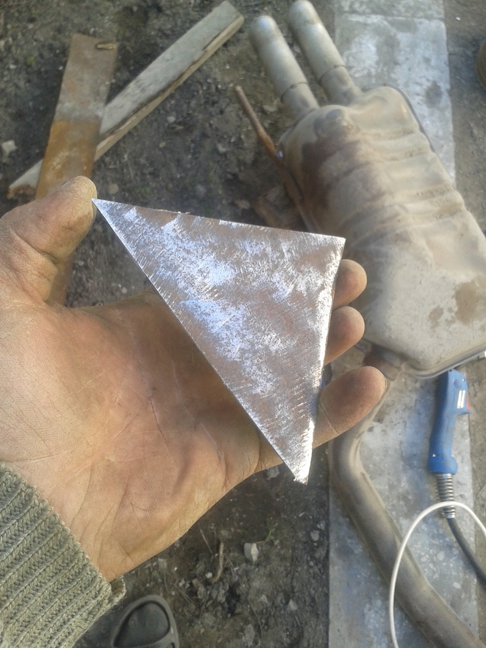 Полное снятие глушителя — Audi 80 (B4), 2,8 л., 1994 года | своими ...