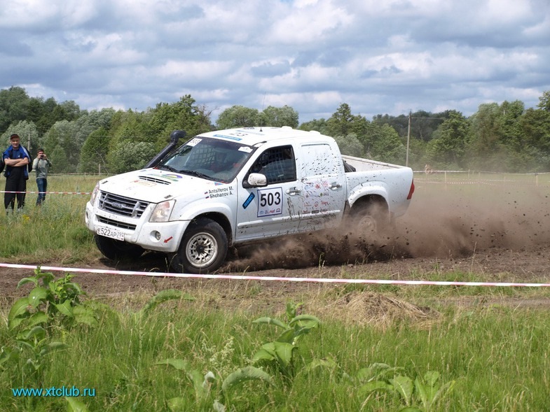 Он нас обходи на су4. Мы ехали 80-90, он пролетел километров 130 — Jeep Cherokee (XJ)