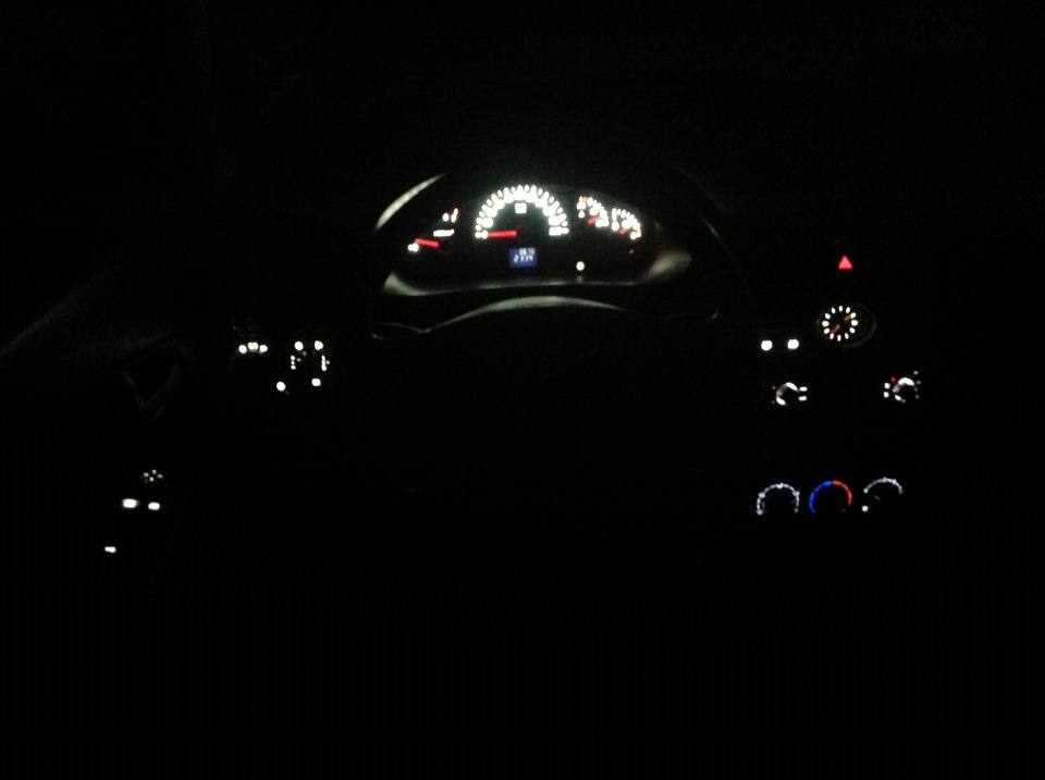 Тюнинг салона — перепайка светодиодов панели и шитка приборов. — Lada ...