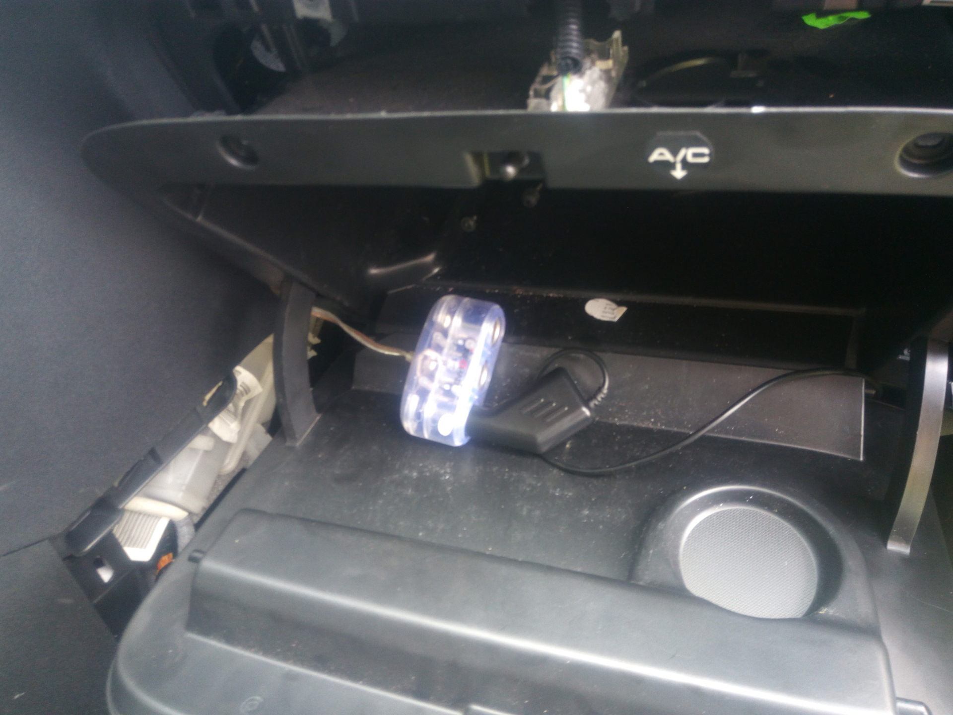 Питание для регистратора или "когда мало одной розетки" — Citroen C3 ...