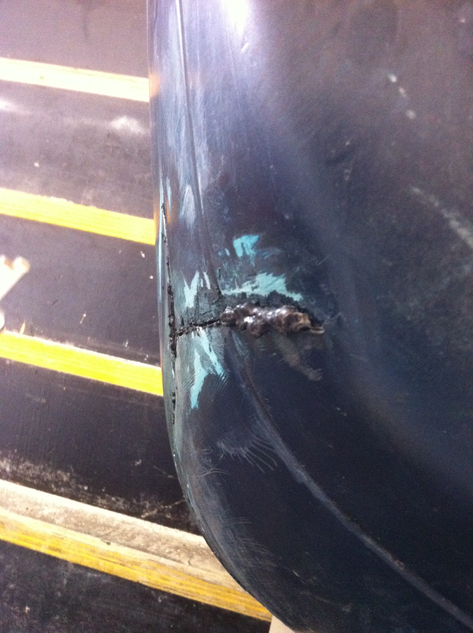 Про дешевые бампера — Mitsubishi Carisma, 1,8 л, 1999 года | своими ...