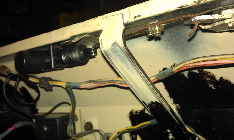 769e948s 960 Как открыть багажник заз 968