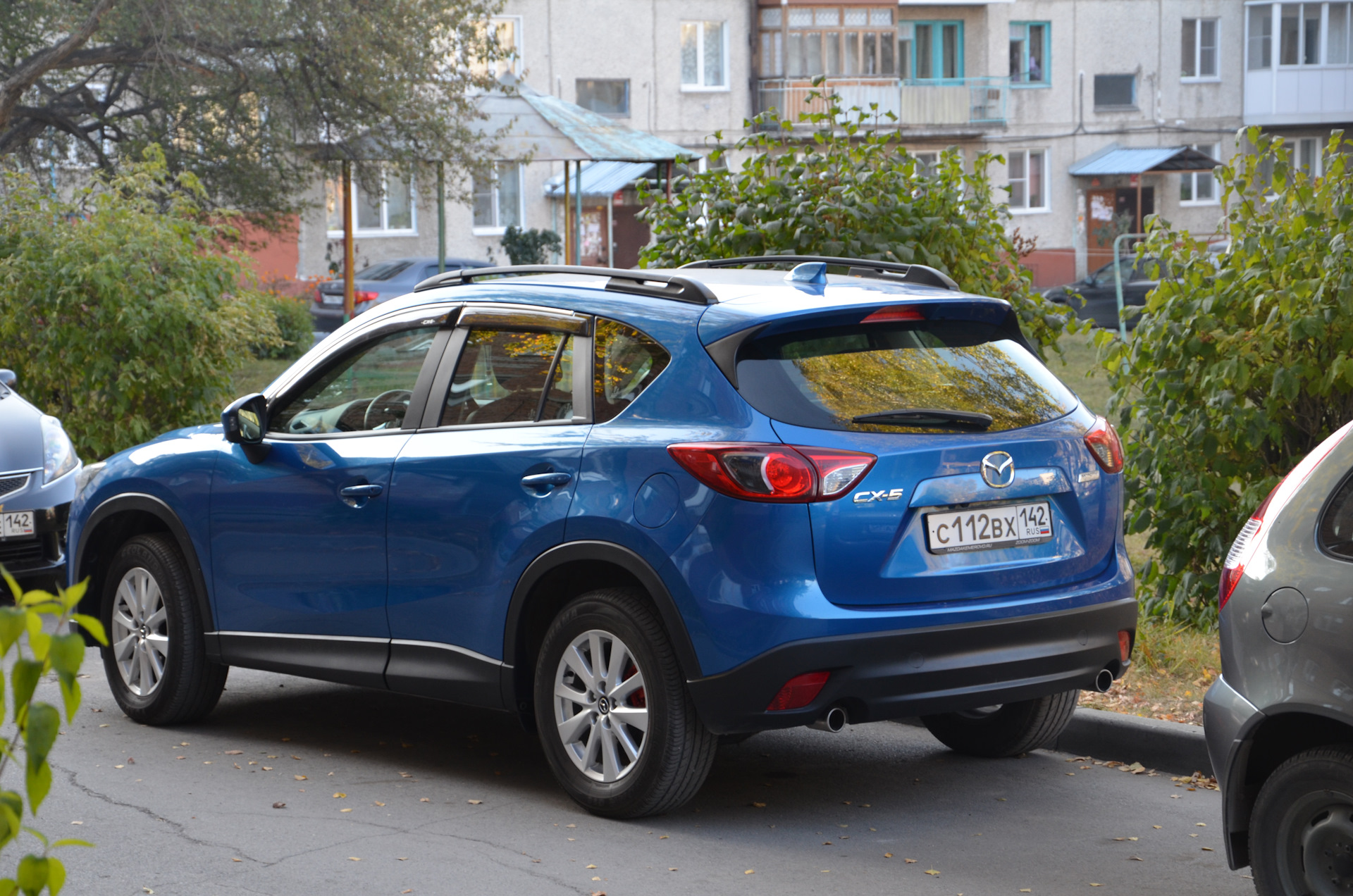 Рейлинги mazda cx. Мазда cx5 17-22 с рейлингами. Рейлинги на крышу Мазда СХ-5. Рейлинги Mazda CX-5. OEM рейлинги Mazda CX-5.