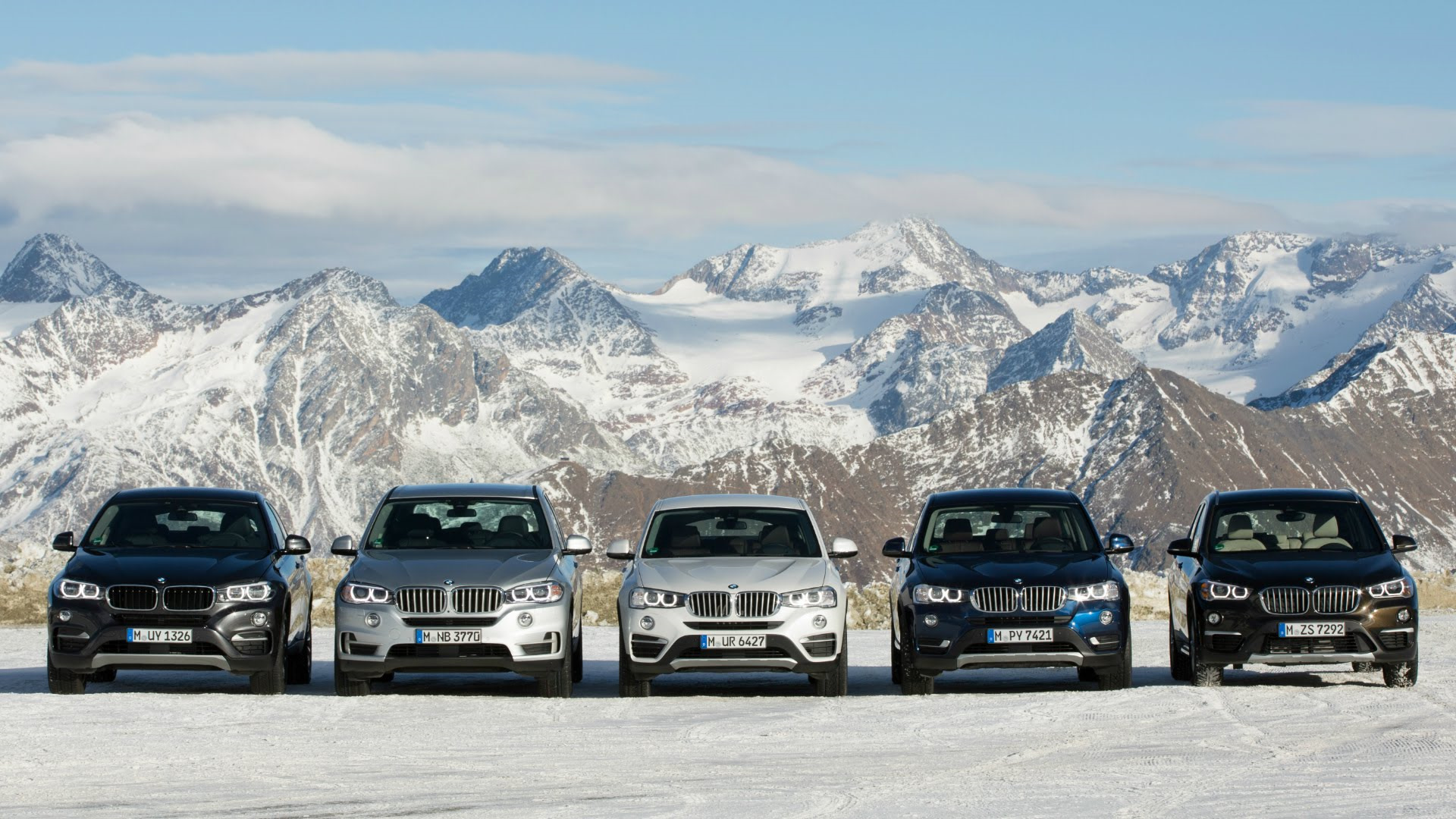 Сравнение бмв х5. БМВ х5 и крузак 200. Эволюция BMW x5. BMW x5 vs Land Cruiser 200. BMW x5 и x3.