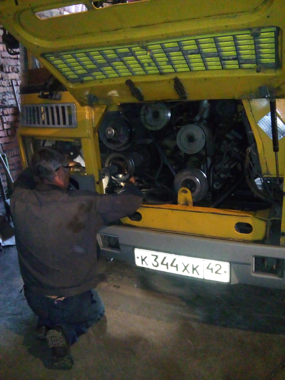 Как снять радиатор на автобусе паз РАДИАТОР двс - ПАЗ 32053-70, 4,5 л, 2008 года поломка DRIVE2