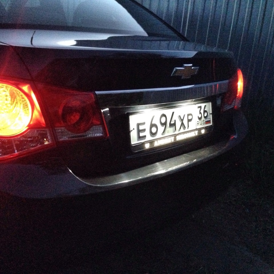 Светящаяся номерная, именная рамка. — Chevrolet Cruze (1G), 1,8 л, 2010 ...