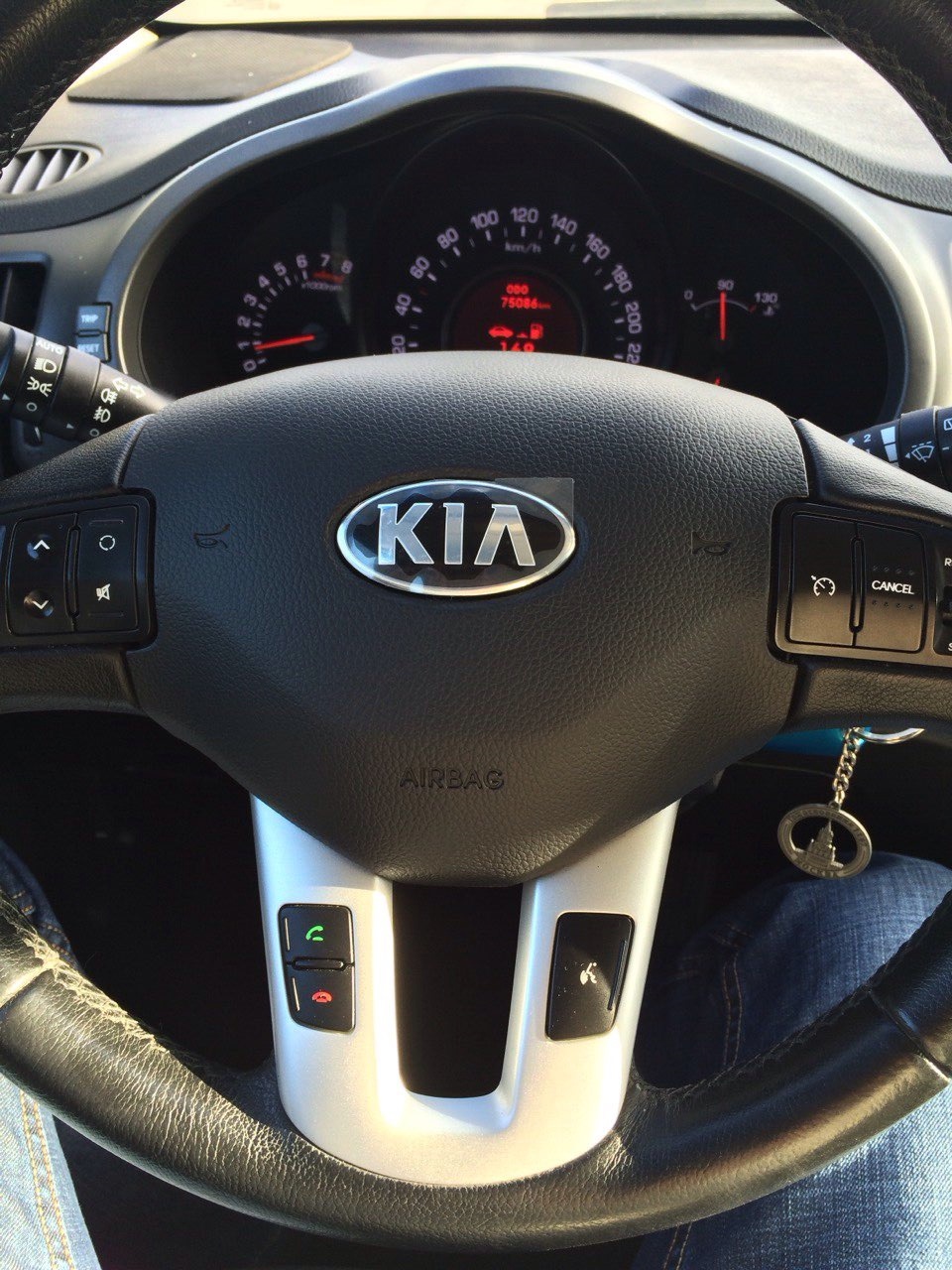 Kia Sportage 2012 руль