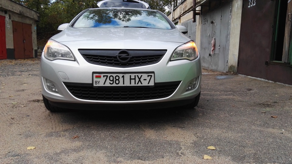 Воткнул оранжевые ДХО — Opel Astra J, 1,4 л, 2011 года | аксессуары ...