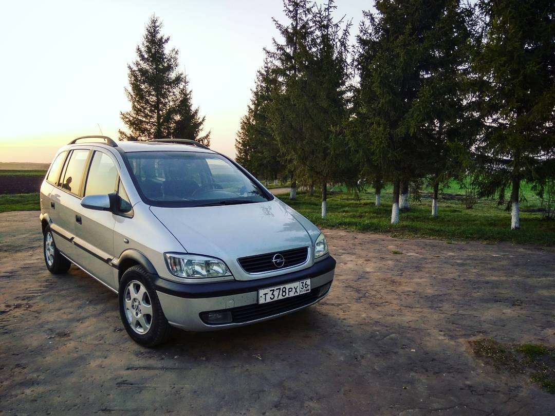 Купить Опель Зафира 2001 Года