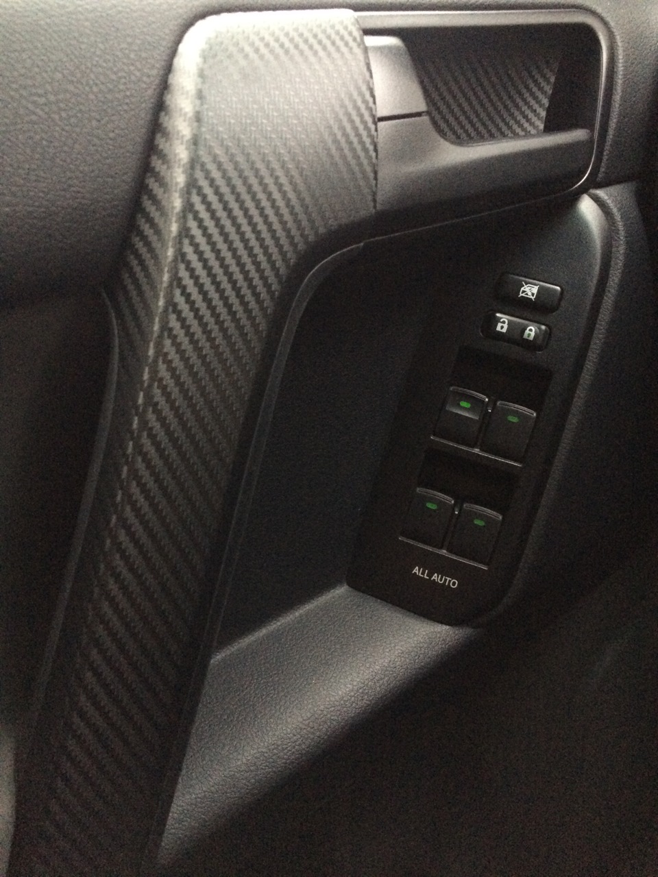 Оклейка карбоновой пленкой — Toyota Land Cruiser Prado 150-series, 3 л ...