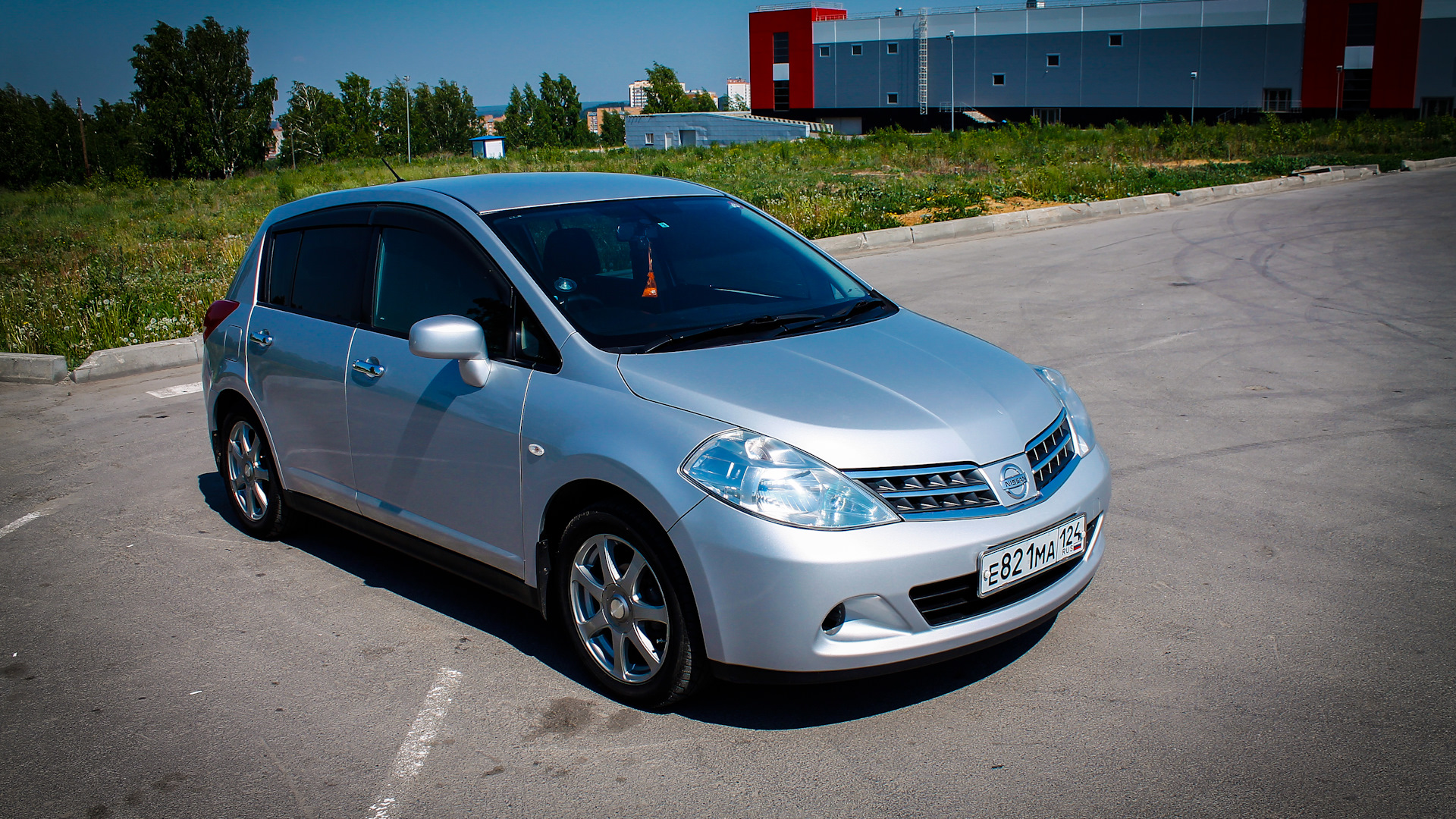 Nissan Tiida (1G) 1.5 бензиновый 2008 | на DRIVE2