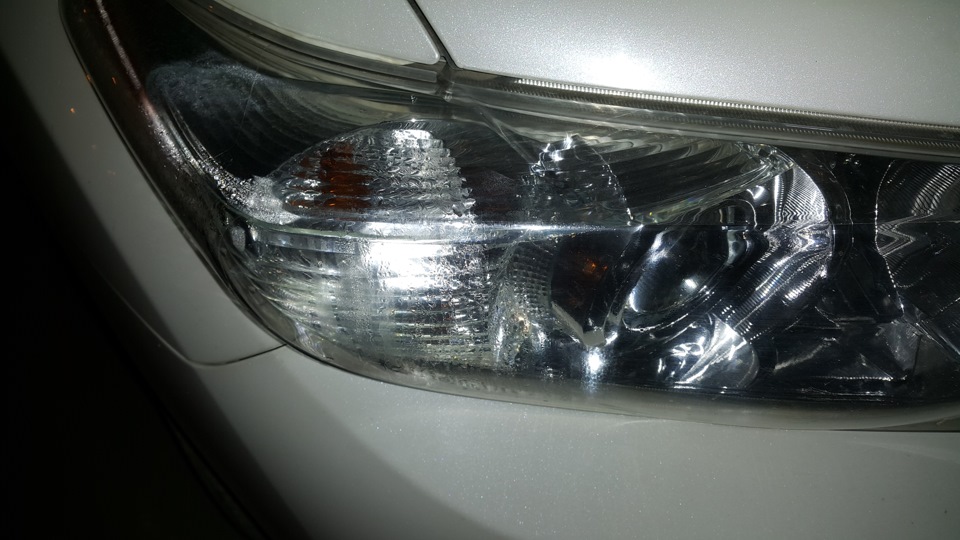 запотевание фары — нормально или брак? — Toyota Highlander (XU40), 3,5 ...