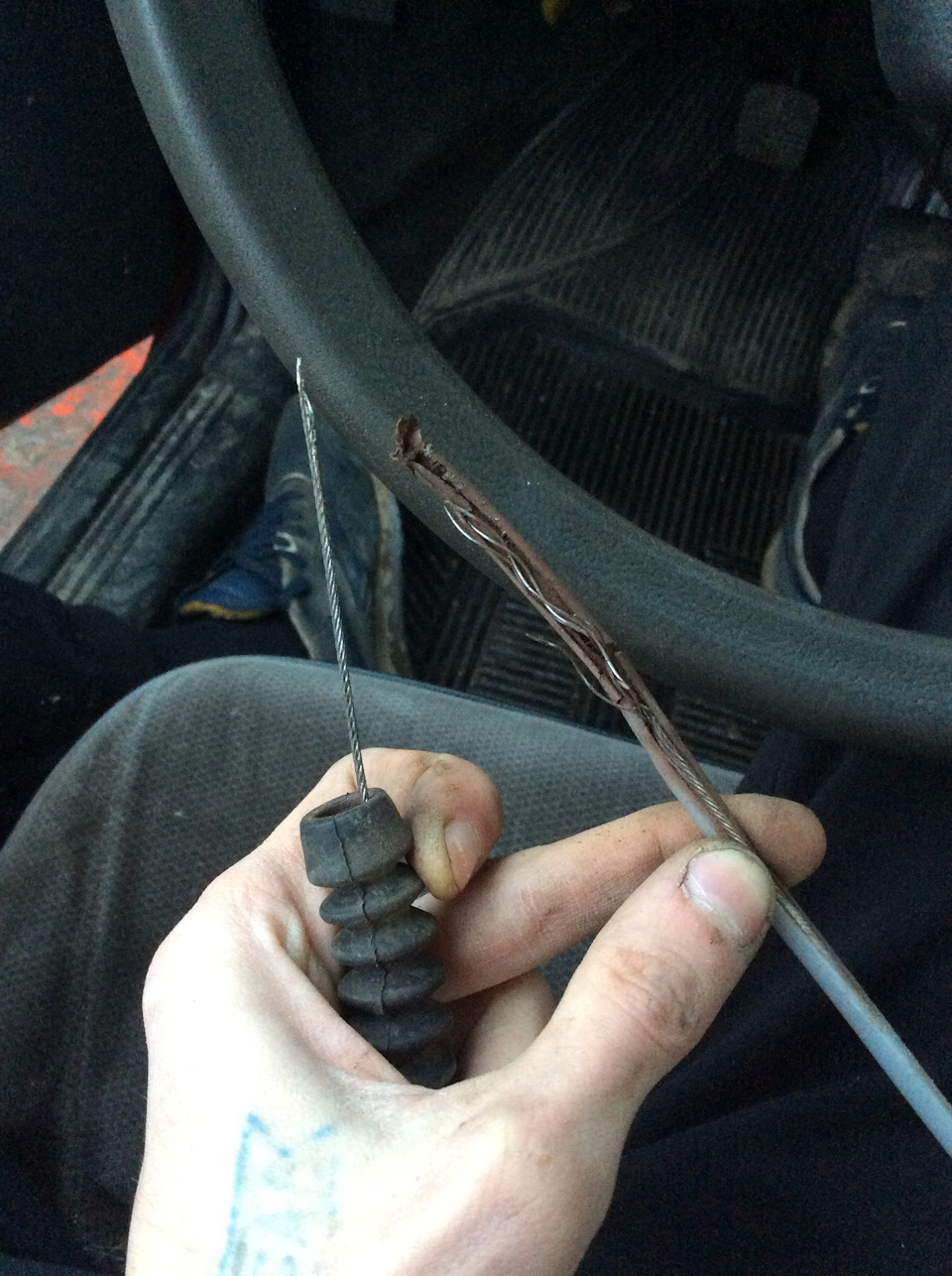 Обрыв троса сцепления. Замена и регулировка — Lada 21083, 1,5 л, 1996 ...