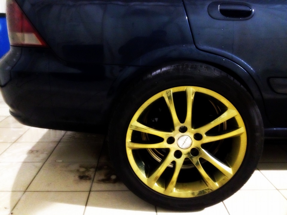 Получение колес в транспортной компании — Nissan Almera Classic (B10 ...