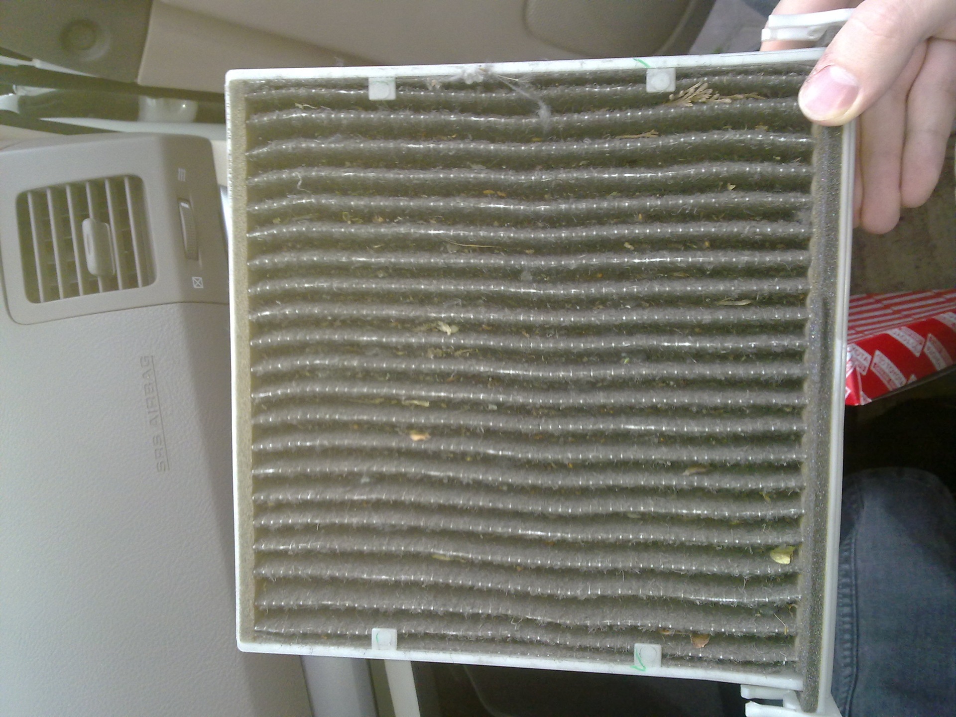 Changing the cabin filter to a carbon one - Toyota Land Cruiser Prado 27 l 2007