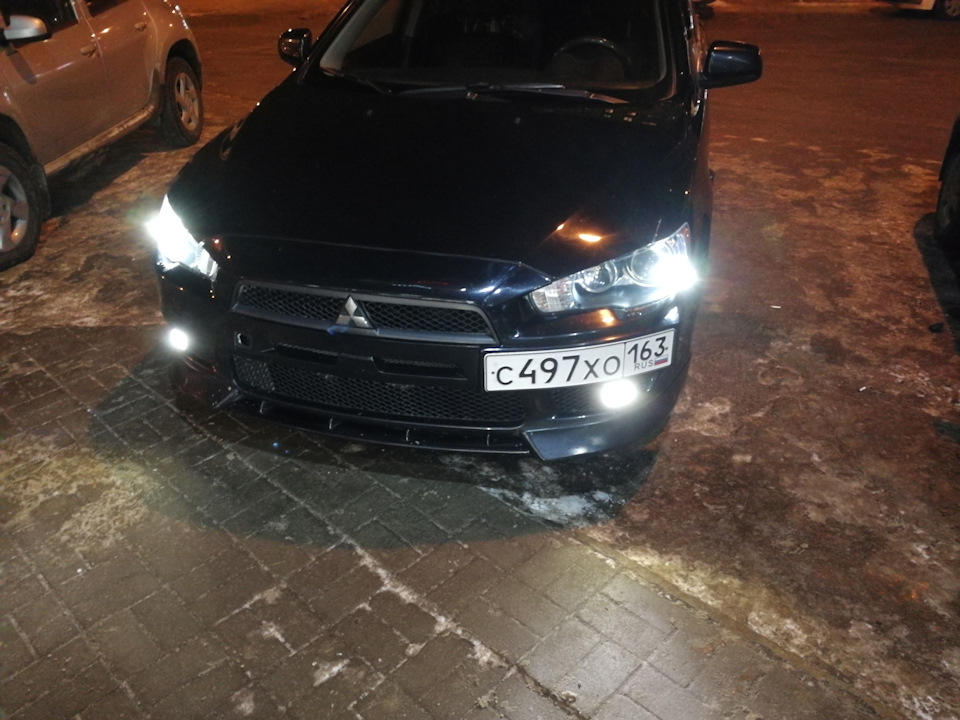 Диодные лампы в туманки — Mitsubishi Lancer X, 2,4 л, 2007 года ...