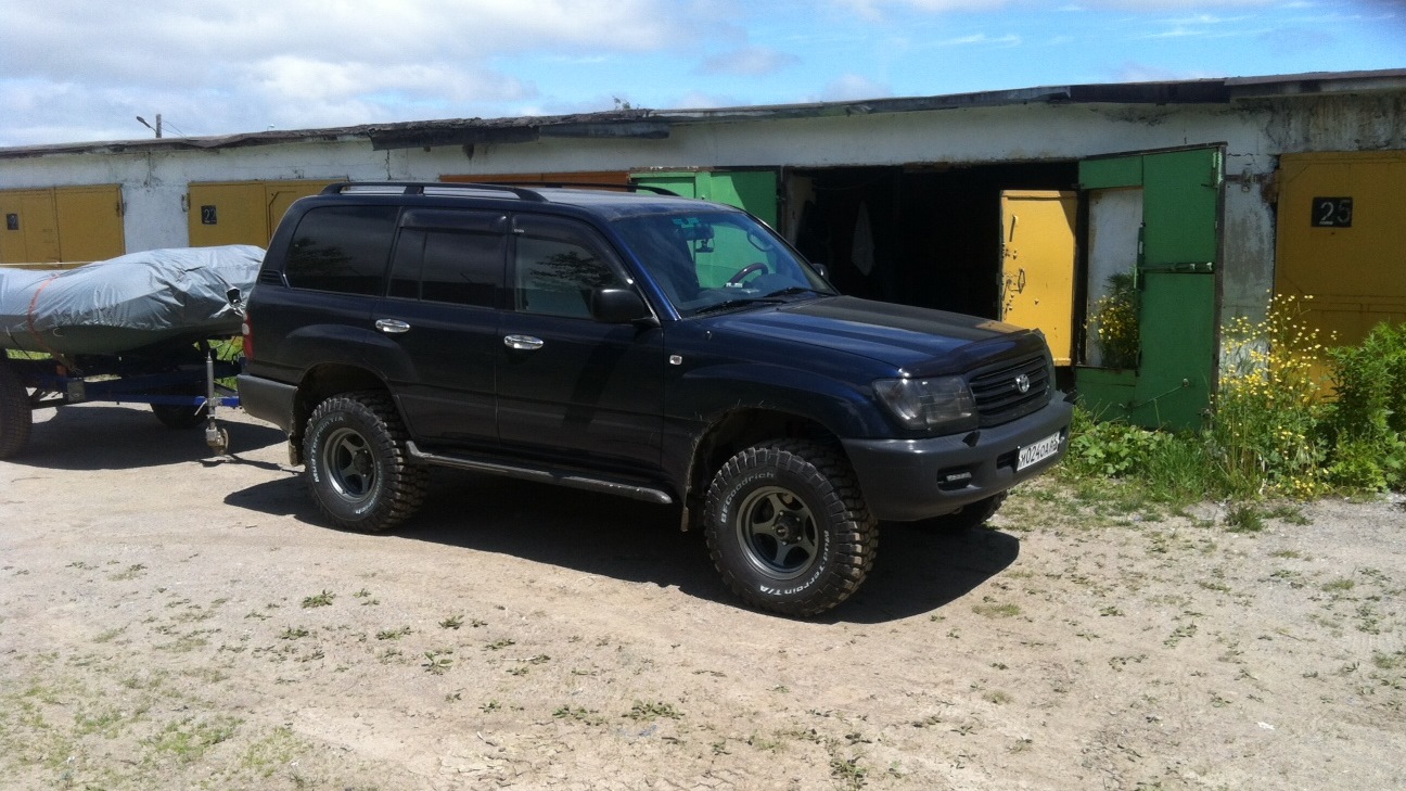 Тлк 105. Toyota TLC 105. Тойота ленд Крузер 105 лифт. Toyota Land Cruiser 100 лифт. Тойота ленд Крузер 105 33 колеса.