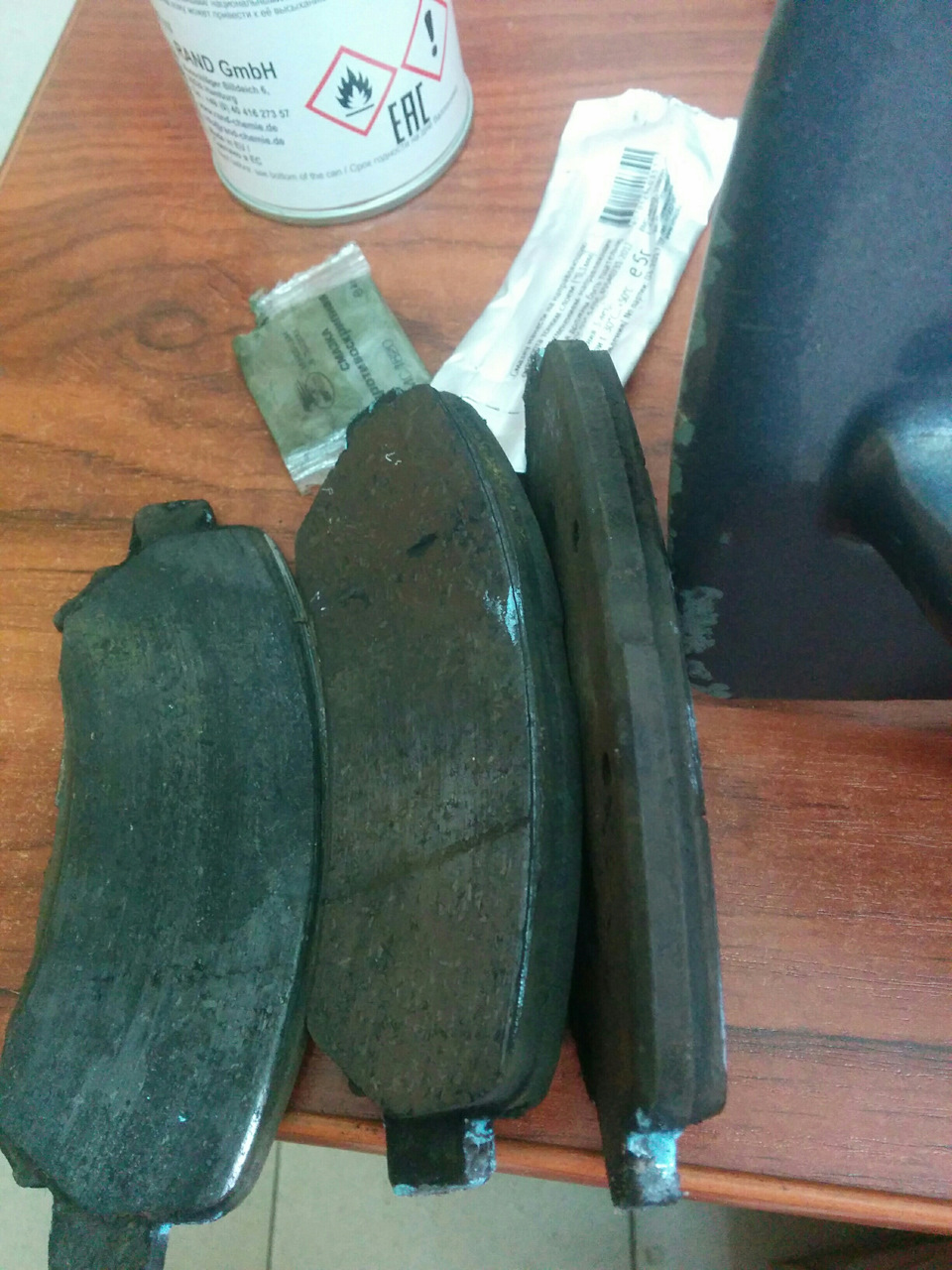 Передние колодки Delfi — Nissan Qashqai (1G), 1,6 л, 2012 года ...