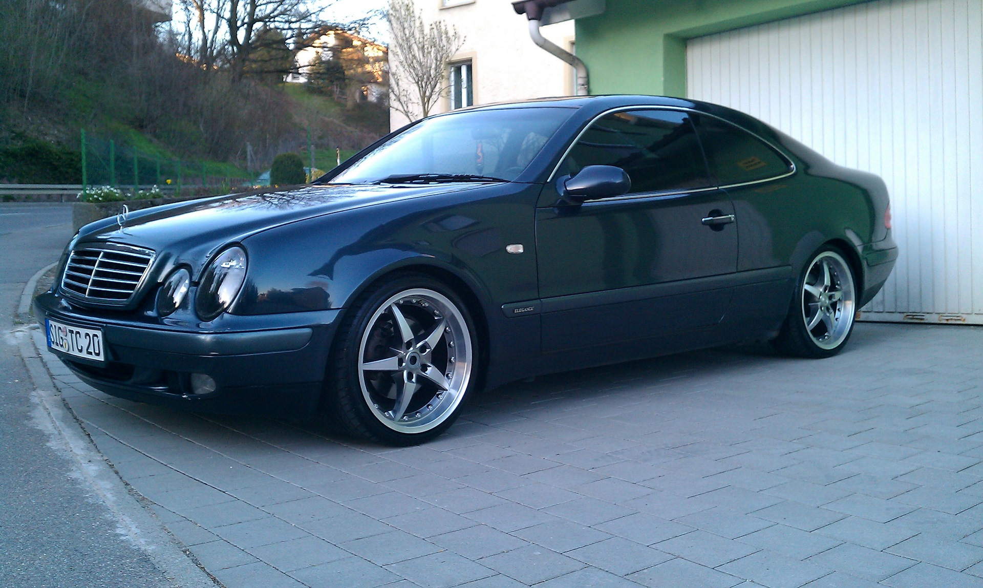 Mercedes Benz CLK 210