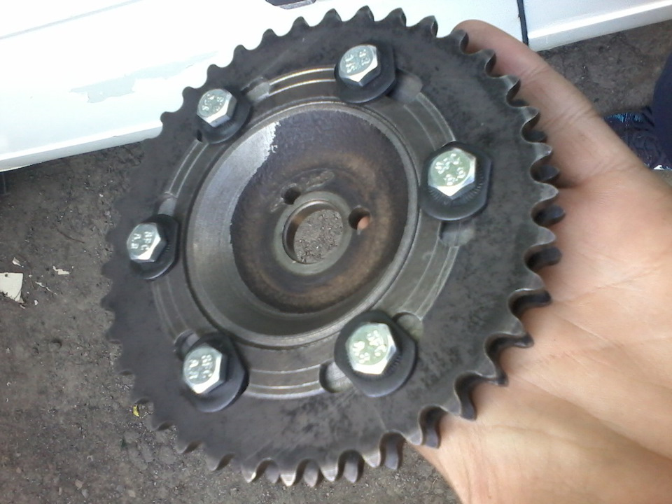 Разрезная шестерня на "213" распредвал — Lada 21011, 1,3 л, 1976 года ...