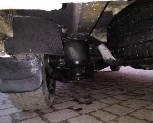 Настройка датчиков положения кузова Mercedes Vito после установки пневмоподвески